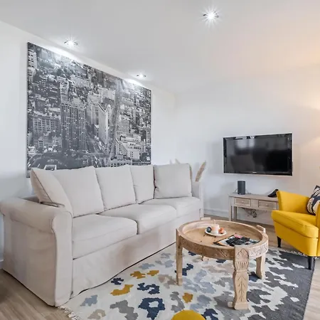 Nyaraló Flory House By Alma Funchal