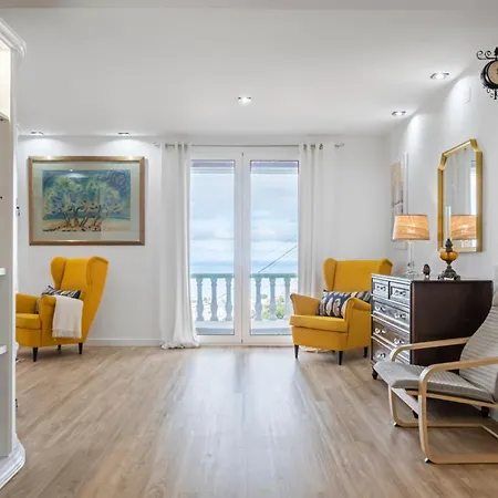 Flory House By Alma Funchal