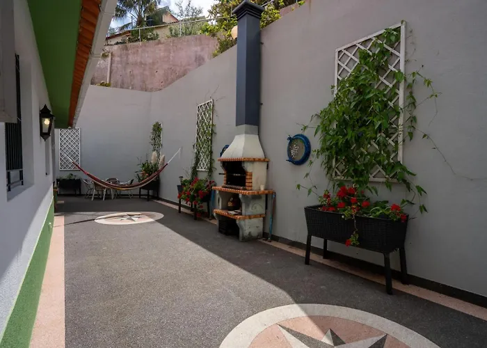 Flory House By Alma Ferienhaus *